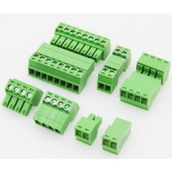 TERMINALBLOK 3P SCHROEF MALE + FEMALE 300V 8A