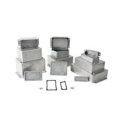 GIETALUMINIUM MET FLENS EN WATERDICHT 222X146X 55MM